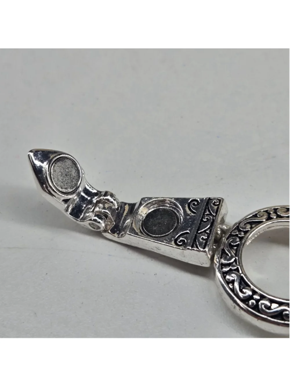 Brighton Bracelet Central Park Silvertone Etched Engraved Scrollwork Circle Link